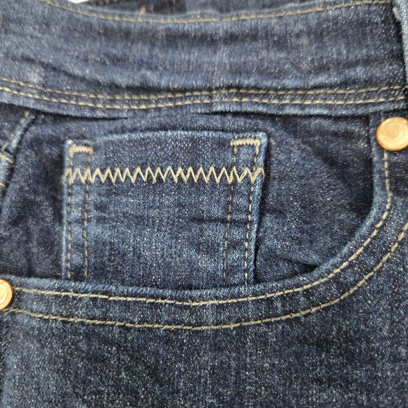 Levi’s 515 Bootcut Jeans Dark Wash Blue Mid Rise Flap Pocket Denim Size 10 / 30 - Picture 4 of 13